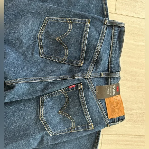 Levi’s Ribcage Bootcut Denim Jeans | Blue | Flare cut | High waist - Picture 4 of 7